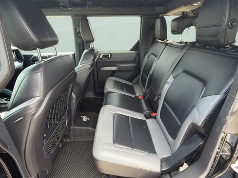 Used 2022 Ford Bronco Black Diamond AWD/4WD image 16