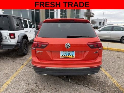 Used 2018 Volkswagen Tiguan SE w/ 3rd Row Seat Package AWD/4WD image 6