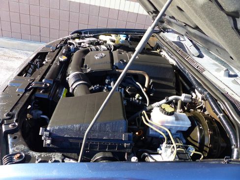 Used 2019 Nissan Frontier SL image 16