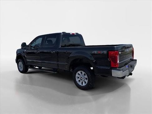 Used 2022 Ford F250 XLT AWD/4WD image 4