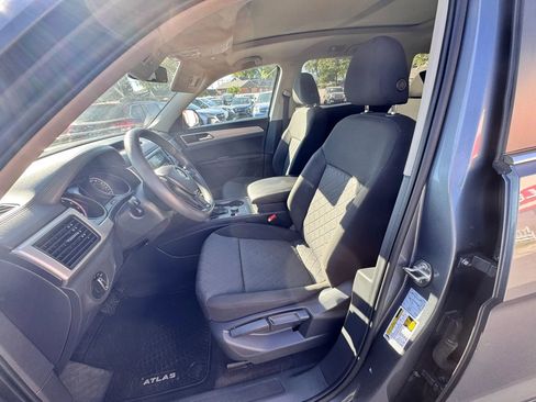 Used 2018 Volkswagen Atlas Launch Edition image 11