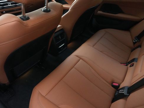Used 2023 BMW i4 eDrive35 w/ Premium Package RWD image 29