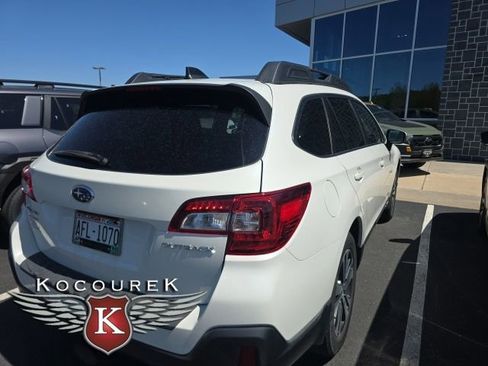 Used 2019 Subaru Outback 2.5i Limited w/ Popular Package #2 AWD/4WD image 6