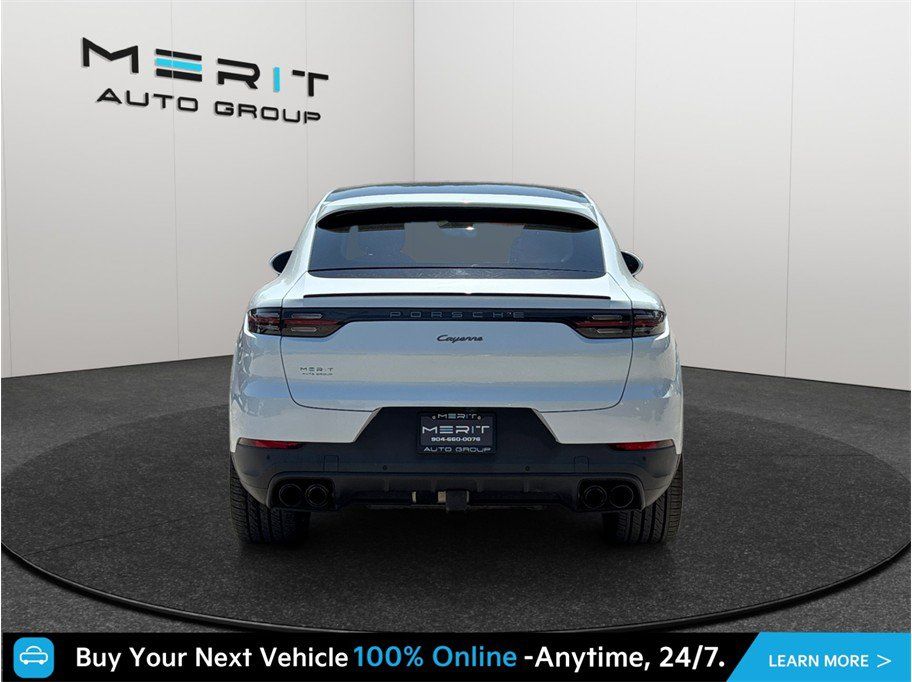 Used 2022 Porsche Cayenne Platinum Edition AWD/4WD image 7