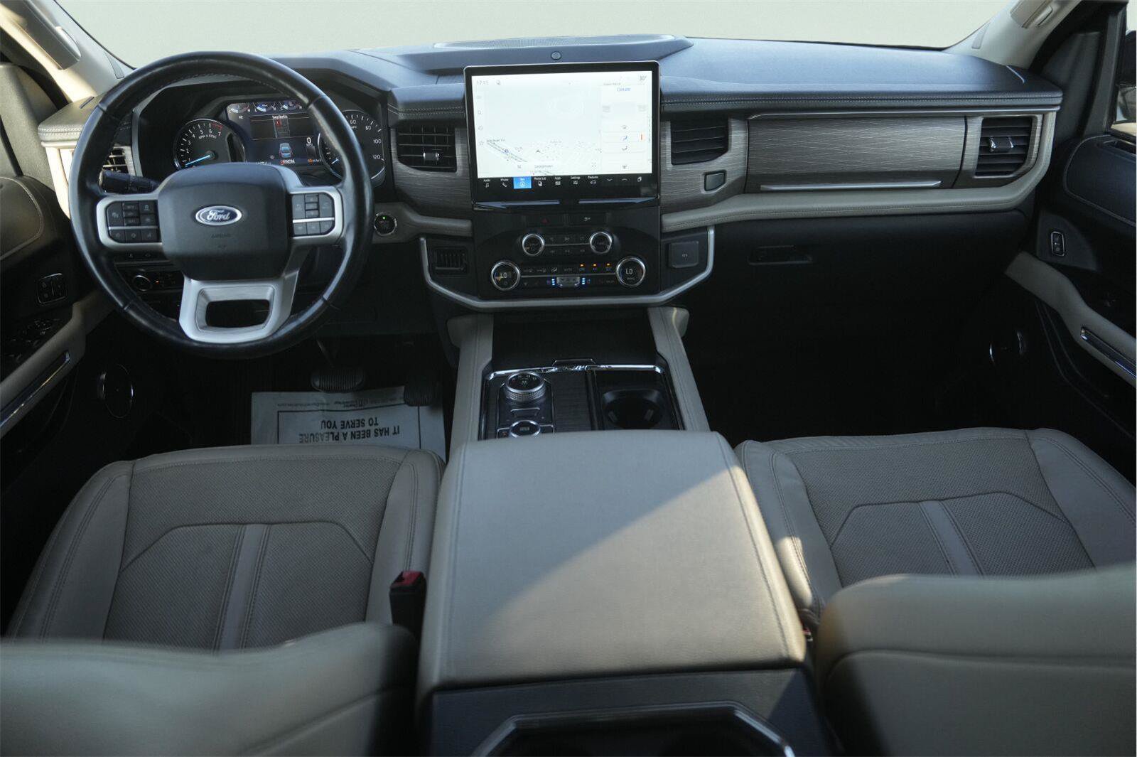 Used 2023 Ford Expedition Limited AWD/4WD image 23
