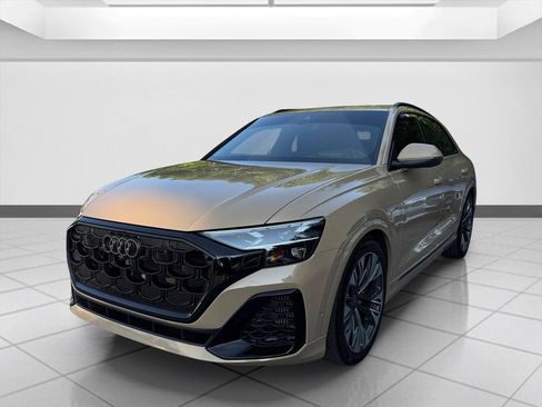 Used 2024 Audi Q8 Prestige w/ Prestige Package AWD/4WD image 9