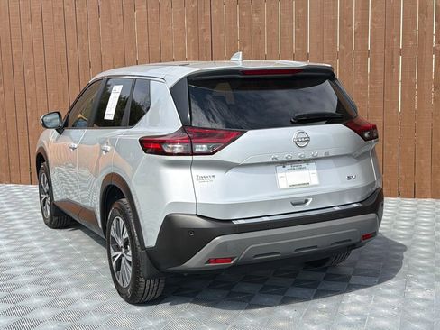 Used 2023 Nissan Rogue SV image 14