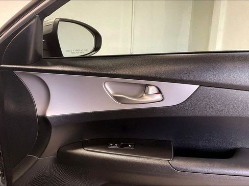 Used 2024 Kia Forte LXS image 21