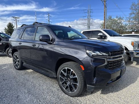 Used 2022 Chevrolet Tahoe RST w/ Luxury Package image 2