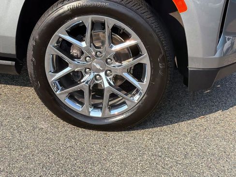 Used 2024 Chevrolet Tahoe High Country AWD/4WD image 7