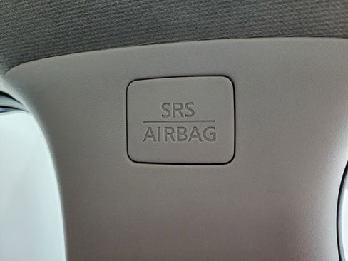 Used 2023 Nissan Sentra SV image 41