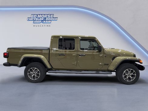 New 2026 Jeep Gladiator Sport image 6