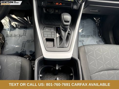 Used 2025 Toyota RAV4 XLE AWD/4WD image 20