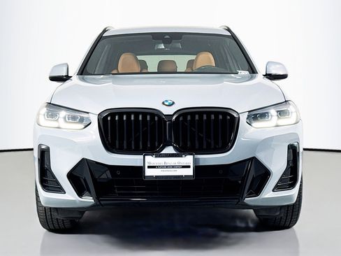 Used 2022 BMW X3 sDrive30i w/ M Sport Package RWD image 3
