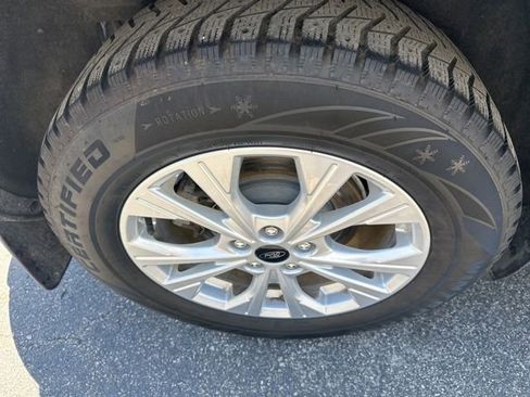 Used 2023 Ford Escape Active AWD/4WD image 29