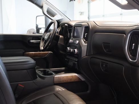 Certified 2023 GMC Sierra 3500 Denali w/ Denali Ultimate Package image 42