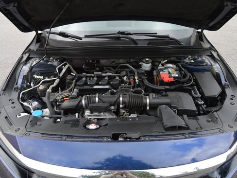 Used 2018 Honda Accord LX image 17