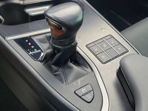 Used 2024 Lexus UX 250h FWD w/ Premium Package image 38