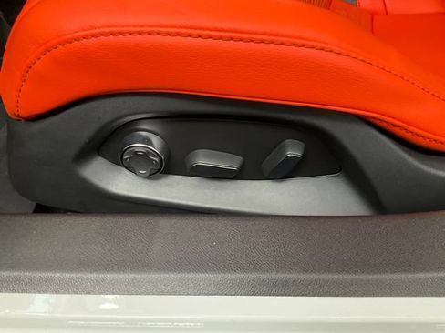 Used 2025 Chevrolet Corvette E-Ray AWD/4WD image 7