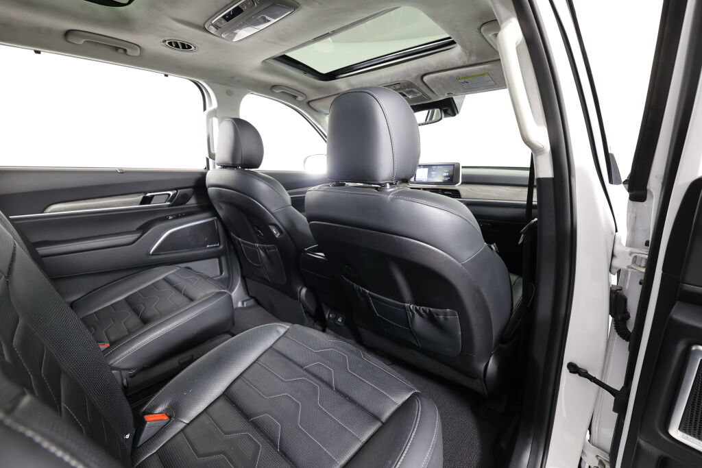 Used 2021 Kia Telluride SX w/ SX Prestige Package AWD/4WD image 22