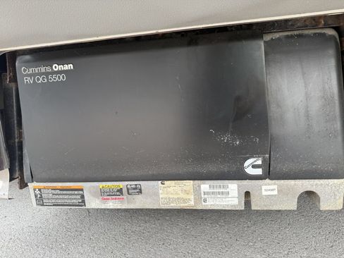 Used 2005 Ford E-350 and Econoline 350 Super Duty RWD image 9