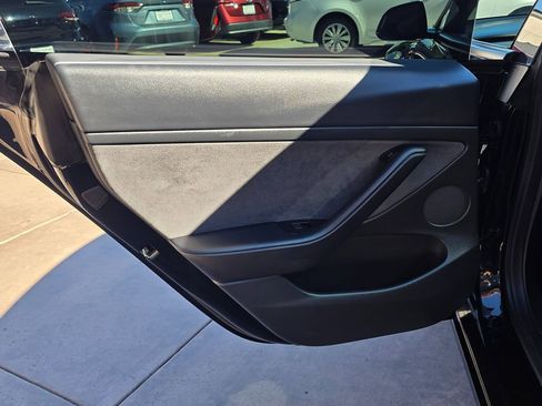 Used 2022 Tesla Model 3 image 27