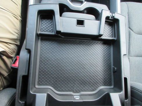 Used 2019 RAM 1500 Big Horn AWD/4WD image 31