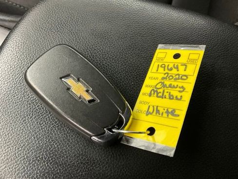 Used 2020 Chevrolet Malibu RS FWD image 28