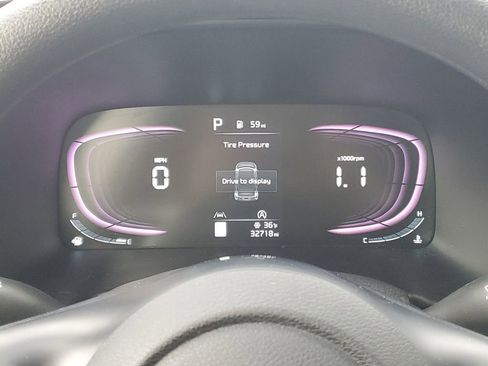 Used 2023 Kia Soul LX image 16