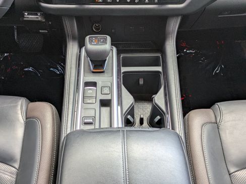 Certified 2024 Nissan Pathfinder Platinum w/ Cargo Package FWD image 22