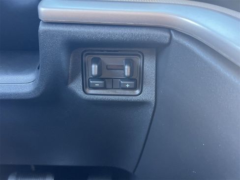 New 2026 Ford Expedition Active image 6