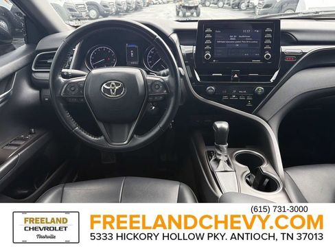 Used 2021 Toyota Camry SE FWD image 18