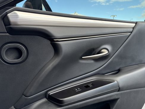 Used 2019 Lexus ES 350 F Sport image 35