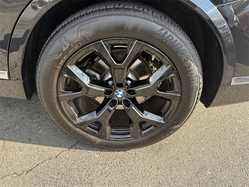 Certified 2026 BMW X7 xDrive40i w/ Premium Package image 18