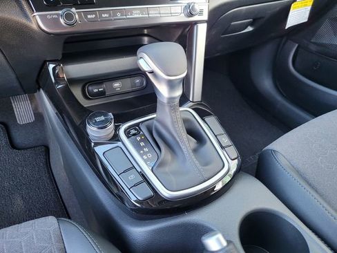 New 2026 Kia Seltos S FWD image 11