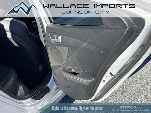 Used 2016 Hyundai Veloster Turbo w/ Option Group 04 image 41