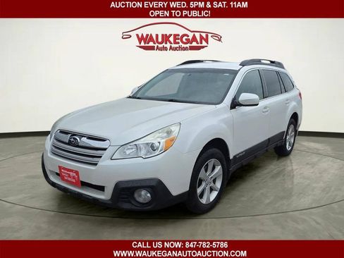Used 2014 Subaru Outback 2.5i Premium AWD/4WD image 1