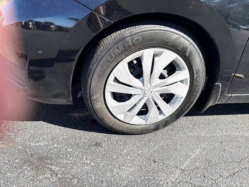 Used 2024 Nissan Versa S w/ Trunk Package FWD image 23