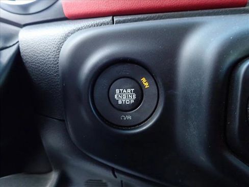 Used 2023 Jeep Wrangler Unlimited Rubicon 4xe AWD/4WD image 23