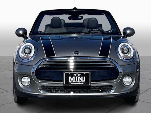 Used 2017 MINI Cooper Convertible image 4