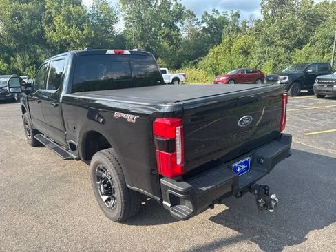 Used 2023 Ford F250 Lariat w/ Lariat Ultimate Package AWD/4WD image 12