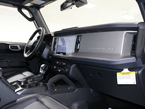 New 2026 Ford Bronco Outer Banks w/ Sasquatch Package AWD/4WD image 29