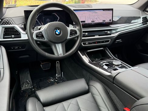 Certified 2025 BMW X5 xDrive40i w/ M Sport Package image 32