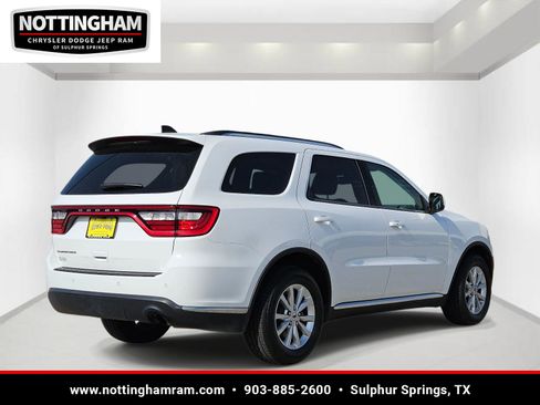 Used 2022 Dodge Durango SXT image 4