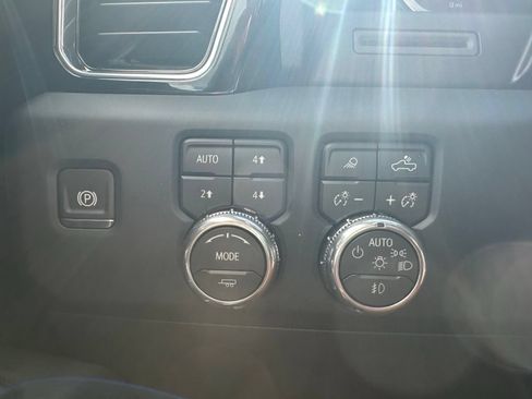 New 2026 GMC Sierra 1500 Denali AWD/4WD image 10