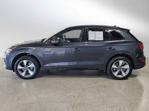 Used 2025 Audi Q5 2.0T Premium w/ Convenience Plus Package image 4