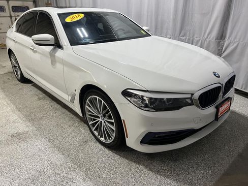 Used 2018 BMW 530e RWD image 2