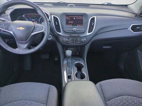 Used 2024 Chevrolet Equinox LT image 17