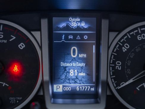 Used 2022 Toyota Tacoma SR5 w/ Technology Package image 40