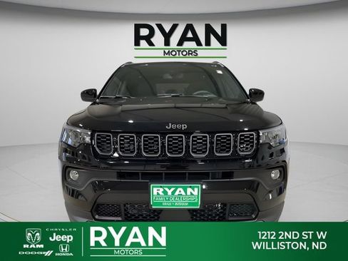 New 2026 Jeep Compass Latitude AWD/4WD image 4